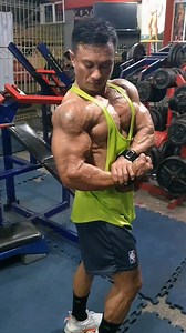 69K views · 1.8K reactions | fitMan% Flex every workout #bodybuilder #mensphysique #fitness #fitman #highlights #motivation | Machong embalsamador tv. | Facebook