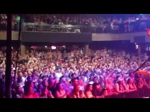 Spokane, WA Knows How Country Feels - Randy Houser Live