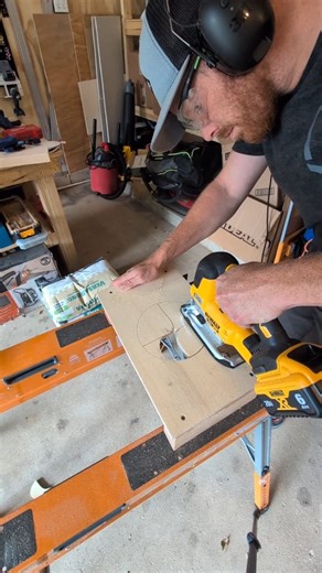 Jonny Irwin on Instagram: "Cool LED basement lighting @globeelectric. Design tip for painting the ceiling or unfinished basement using a 6" LED Integrated EDGELIT recessed light kit. You can Find them @homedepot .com. The Top features I like are the lights are high quality, a good deal and lifetime warranty."