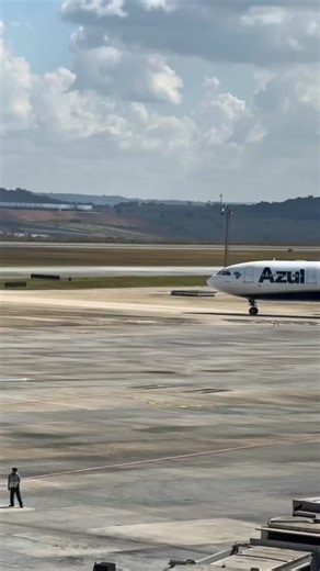 54 reactions | Azul A330-200 | CNF to MCO | Non-Stop Flight to...