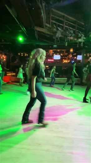 Learn the Walk the Line Line Dance