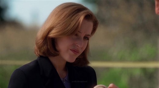 #danascully this is so off beat but im so obsessed with her idc | scp: scullyscenes #thexfiles #gillianandersonedit #danascullyedits #fireinmyheart