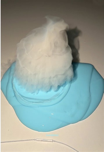 This is a real jumbo ice🫢 #dryice #slime #asmr #슬라임 #ice