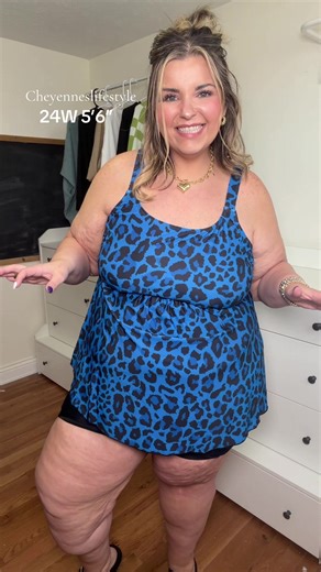 This plus size swimsuit is full coverage and comes up to a size 30W! #tiktokshopcreatorpicks #tiktokshopspringglowup #plussizefashion #plussizeswimsuit