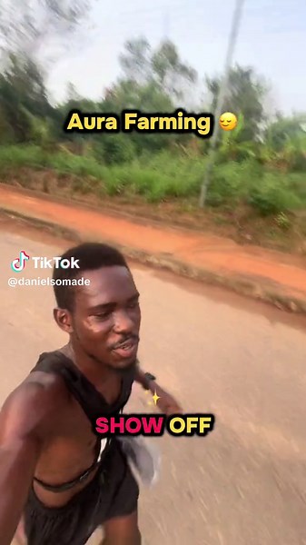 A little show is needed at times 😁 You might wonder why I did this during a group run. It was a lesson for my community members, during runs I always tell everyone to calm down, not to go fast, “slow and steady”, but they don’t get it yet So last run, I decided to show them I can be fast if I wanted to, i picked up from > 7:30/km for the first 3km then kept doing sub 5mins/km till 15th km where i finished with an avg pace less than 5:30/km If you don’t already know, not all runs are meant to be