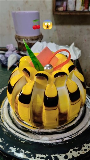 pineapple cake / how to make easy beautiful cake at home #shorts #pineapplecake #reels #trending