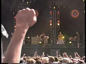 43 reactions · 12 shares | Pearl Jam - Even Flow (Live Pinkpop 2000) | Cementerio Putrefacto | Facebook