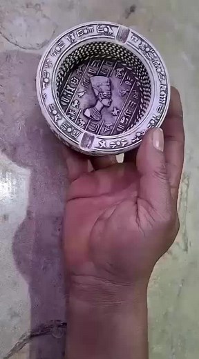 كيفية صنع طفاية كونكريت فاخرة بخطوات بسيطة