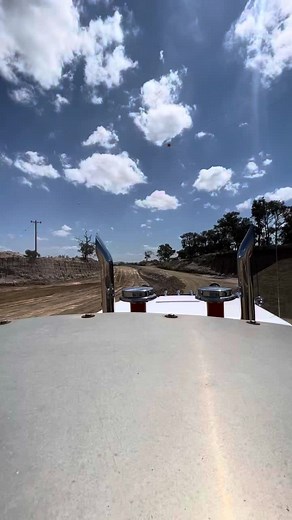 Experience the Power of the Classic Kenworth K100 with Detroit Diesel 8V92