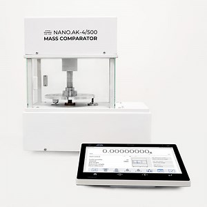 NANO.AK 4/500.5Y Automatic Nano Mass Comparator – Radwag Balances and Scales