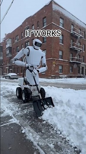 They Let a Robot Shovel Snow... Is This Actually Real?