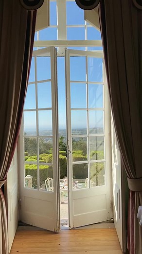 Lisbon Date Night: Romantic Restaurants & Views