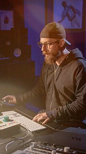 Which are your favorite guitar compressors? Josh Gudwin runs through his mixing workflow for guitar, sharing tips on how to enhance great performances. | Mix with the Masters