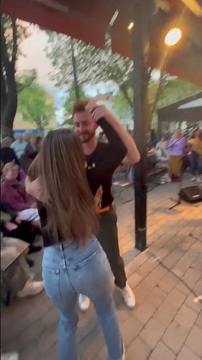 Cuban Salsa Dancing with Live Music