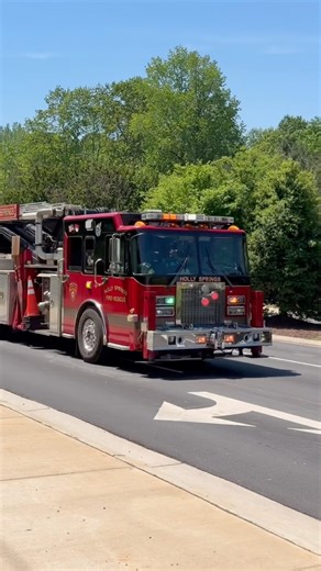 Holly Springs Ladder 255 and Engine 2 Responding to a Carbon Monoxide Alarm