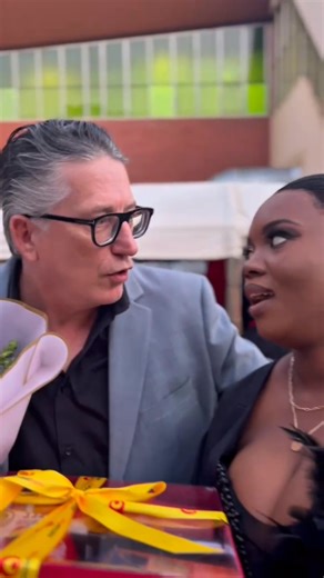 This is what The Big Favour is all about! ✨ Slindokuhle’s graduation moment was made possible by ECR, KZN Slots & unstoppable courage! 💪🎓 Congratulations, Slindokuhle! Your story is proof that dreams really do come true! 🌟 #ECRBigFavour #EastCoastBreakfast #KZNSlots | East Coast Radio