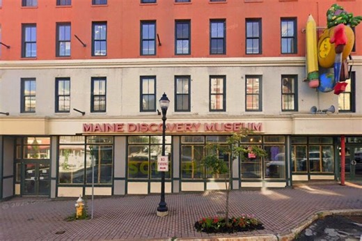 Bangor Families Celebrate New Year’s Eve With Bubbles and Pizza - NewsBreak