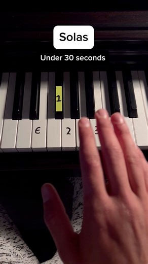 Solas in under 30 seconds 🌹#piano #tutorial #pianomusic | Keys Tutorials
