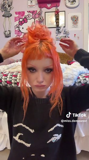 Unique Christmas Hairstyles for Long Hair