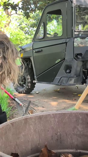 2.2K views · 20 reactions | Whether it's just for a few minutes or a few hours, we need your help!  Dress for outdoors and bring your supplies - we're coming together to make our campus as beautiful as possible.  Sign up for a timeslot here - https://bit.ly/SECampusCleanup25 - and THANK YOU! #TexomasUniversity | Southeastern Oklahoma State University | Facebook