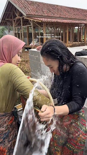 90K views · 690 reactions | Neng milah nyuci apa itu #gadisdesa #jandadesa #fypviral | Badru Salam Jtk Reels | Facebook