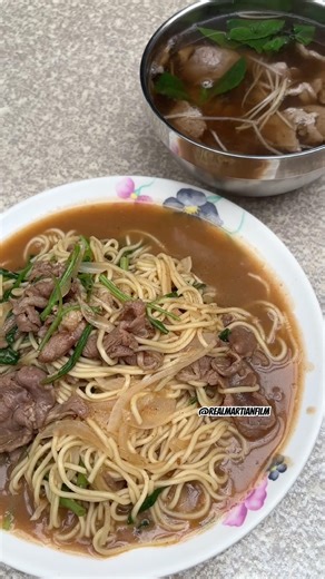POV Eating Taiwanese Lamb Food 這生意不錯陳記生炒羊肉 #shorts