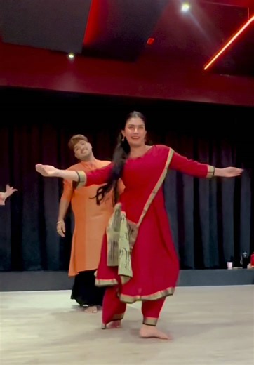 Discover the Journey of Damithri Subasinghe