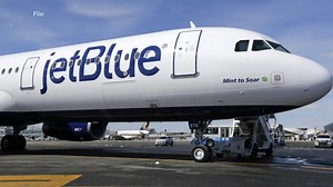 JetBlue to try dynamic pricing for checked luggage during peak travel times