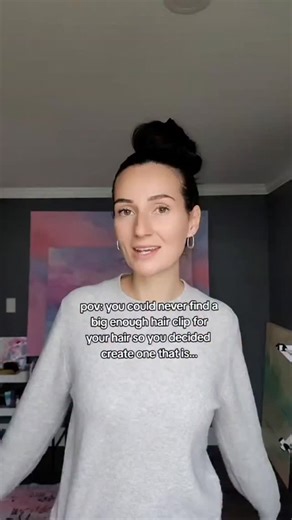 Girl with the Big *** Hair Clip on Instagram: "Ooof, now that's a big hair clip 👀"