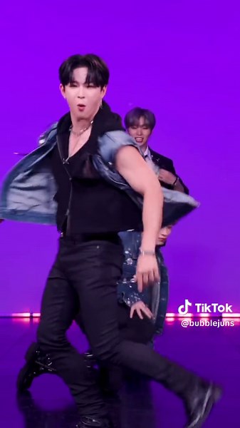 Oneus Funny Moments Compilation ft. Keonhee, Seoho, Leedo, Hwanwoong & Xion