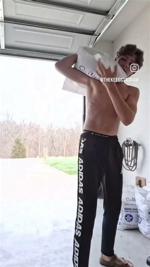 help me put away the salt...#fypage #fypシ #fypシ゚viral #keeganroberts #challenge