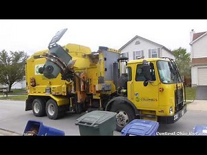 Autocar ACX Labrie Automizer Garbage Truck | City of Columbus, Ohio