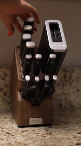 2.7K views · 44 reactions |  Ninja’s Holiday Hits  TRACK | Steak and Potatoes Featuring: Ninja™ Foodi™ Bakeware, Cookware, & Knife System Starring: Camryn D. Making a cozy dinner is easy with pans that don’t stick, knives that stay sharp, and bakeware that easily wipes clean. 朗 Recreate this classic meat n’ potatoes feast and get your gear today! | Ninja Kitchen | Facebook