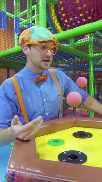 👀👂👃👅✋ Blippi Learns the 5 Senses