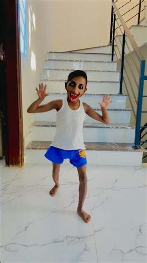 Puri bona family bhoot ban gyi😳 #comedy #funny #trendingshorts #chotaalivlogs #unfrezzmyaccount