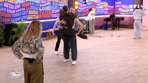 Star Academy 2025 - Léa se transforme en coach de danse pour Théo L. et Lily
