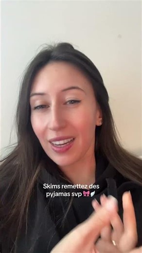 Skims, put your pajamas back on please 🎀🥹 #skims