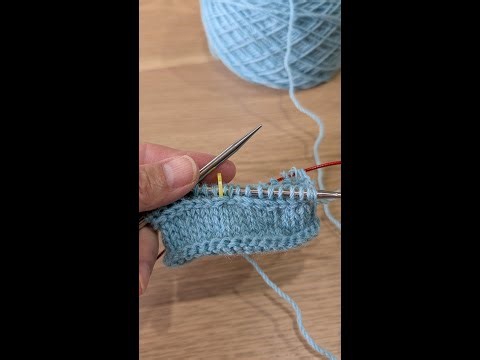 How to knit and seamlessly join the Horizontal Chain Stitch