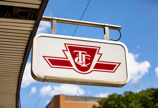 Toronto one step closer to bus-only lanes on Dufferin, Bathurst streets