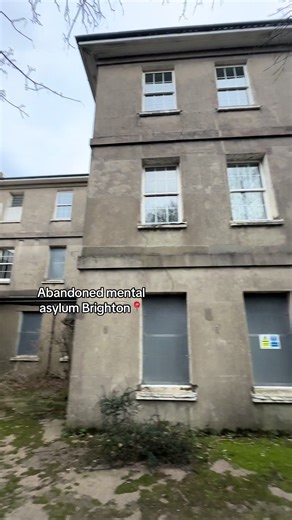 Exploring the Abandoned Mental Asylum in Brighton