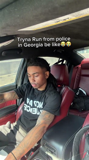 Trying to run from police in Georgia be like😭🤦🏽‍♂️