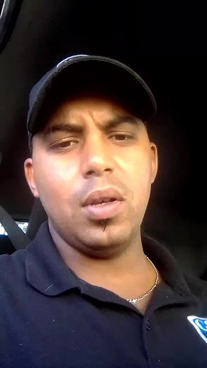 Identifying Logos on Apparel: A Close-Up Analysis