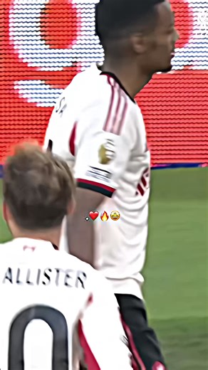 ‏Liverpool Dayy • 🤩❤️* #ezu