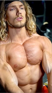 How to build a full, thick chest by following the muscle fiber directions and varying workout techniques - changing exercise angles, cable positions, tempos, rep ranges, and incorporating advanced training methods like drop sets and super sets. #chestday #chestworkout #chest Thumbnail @fitbeny | Fit Media Channel