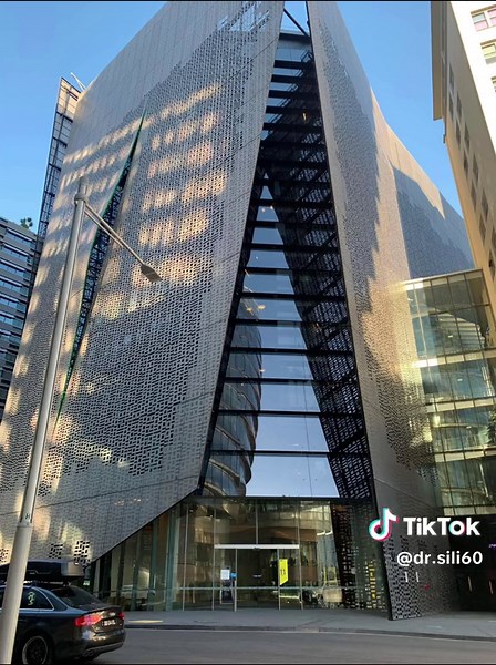 Review of University of Technology Sydney (UTS) in Australia