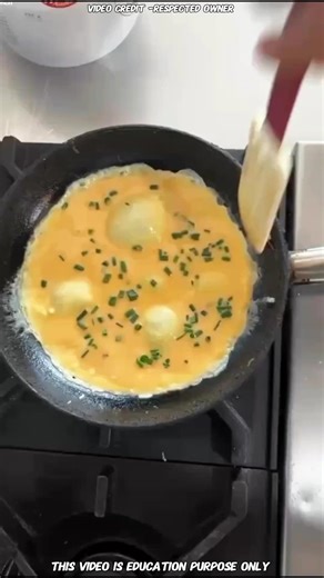 This Boy Made A Flower Using An Egg #shortvideo #viralvideo