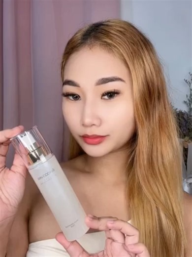 케이뷰티.스킨코딩 코리아. 안티에이징.수분진정.케이뷰티스킨게어루틴 미니멀스킨케어. 과학적인성분배합. k-beauty skincareroutine 🎀저자극 기능성 스킨케어, SKINCODING !! SKINCODING은 피부의 복잡성을 깊이 이해하고, 첨단 피부 과학과 자연 유래 성분을 조합하여 자극 없이 효과적인 솔루션을 제공합니다. 마치 프로그램을 최적화하듯, 피부에 필요한 성분을 정교하게 배합하여 피부 본연의 건강을 회복하고 유지하는 데 초점을 맞춘 브랜드입니다. 🎀 스킨코딩 자사몰 👉 www.skincoding.kr 🎀 https://linktr.ee/skincoding ✔ HydraZen Code Serum 병풀 75% 함유! 속부터 채워주는 진정·보습 세럼 ✔ Soothing Code Mist 한 번의 분사로 쿨링   겉보습 97.6% 개선! 저자극 수딩 미스트 ✔ LumiCode Tone-Up Cream 속은 촉촉, 겉은 보송! 민감 피부도