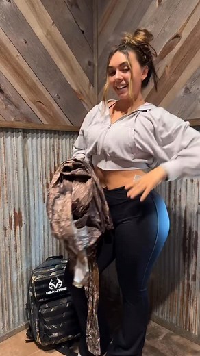 Who wants a vlog?🏹 @wolfpak.official back pack code: Abby @dsghunt outfit | Abby Berner