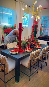 13K views · 1.5K reactions | We’re hosting a dinner party tonight so I had to get the house right…. Simple table setup since we’re still in holiday mode…. #holidaydinner #tablescape | Jeromie T. Jones | Facebook