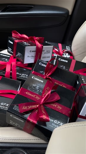 Sizin yerli Almanız! on Instagram: "Black Friday endirimləri — 27, 28, 29, 30, 01 və 02 tarixlərinə qədər davam edir.🧨🖤 Yalnız AlmaCity müştərilərinə özəl😍 Canon alan hər kəsə case və ekran qoruyucu hədiyyə 🎀 Canon,Nikon,Sony Fotoçəkiliş aparatlarının rəsmi satışı AlmaCity - də❕📸 Canon Powershot V1-2579’azn Canon Powershot G7 X Mark ll-2179’azn Canon Powershot G7 X Mark lll-2249’azn Canon Powershot SX 740 HS-1479’azn Canon EOS RP Kit-1499’azn Canon G9X Mark ll-1619’azn Canon EOS M50 Mark ll